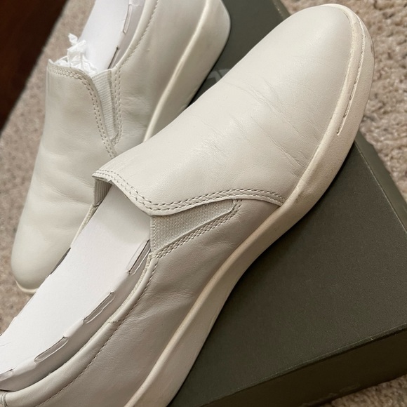 Timberland Slip On Shoes size 7 - Picture 3 of 4